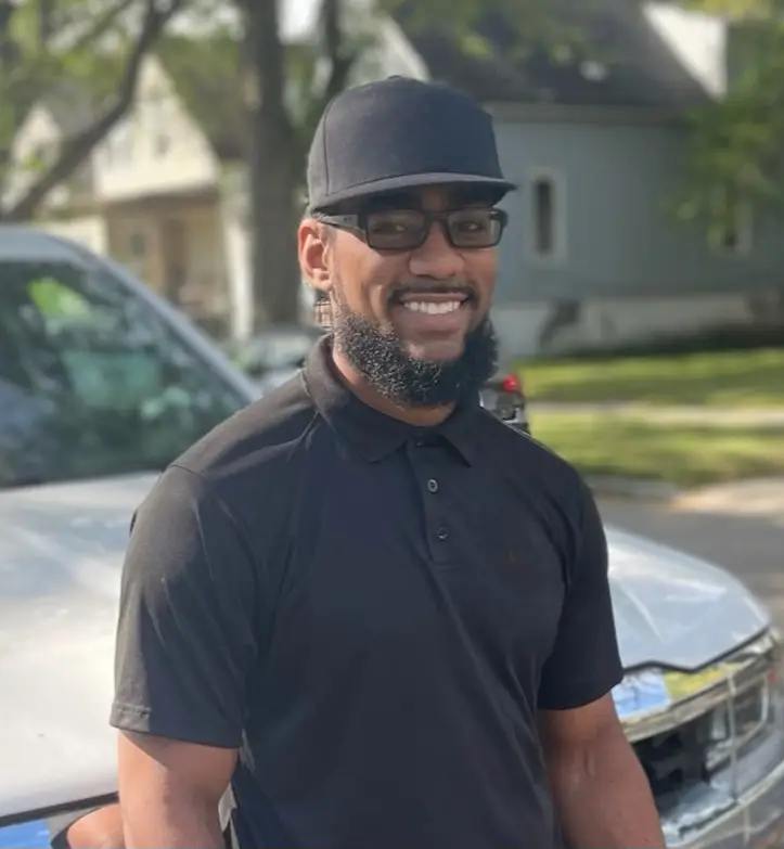 Donavin Smith Owner of Smith Home Services Glendale Handyman Services
